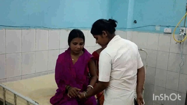 लखीसराय शहर के बड़ी कवैया स्थित एक घर में सोई हुई विवाहिता महिला को सांप ने काटा इलाज हेतु लाया गया सदर अस्पताल