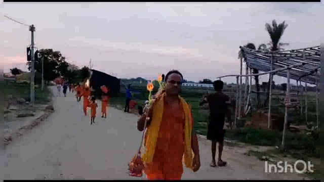 कांवरिया पथ में बमों का धीरे धीरे लगा तांगा,बमों में हौसला बुलंद