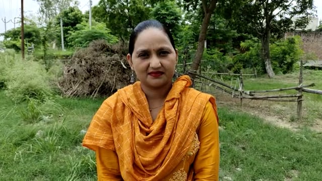 बलरामपुर: सब्जियों की कीमत छू रहा आसमान रसोई का बिगड़ा बजट सुनिए क्या कहती है महिला।