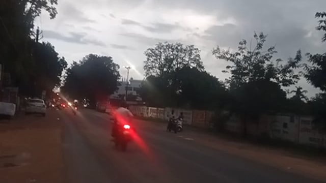 अंबिकापुर सरगुजा के मौसम का मिजाज बदला थोड़ी बारिश, गर्मी से लोगों को मिला राहत।