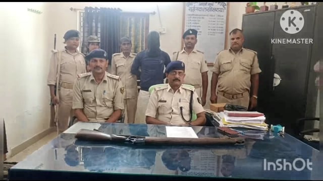 सुरजगढ़ा -काजी टोला चकमसकन गांव से एक युवक को मास्केट के साथ गिरफ्तार कर भेजा गया जेल