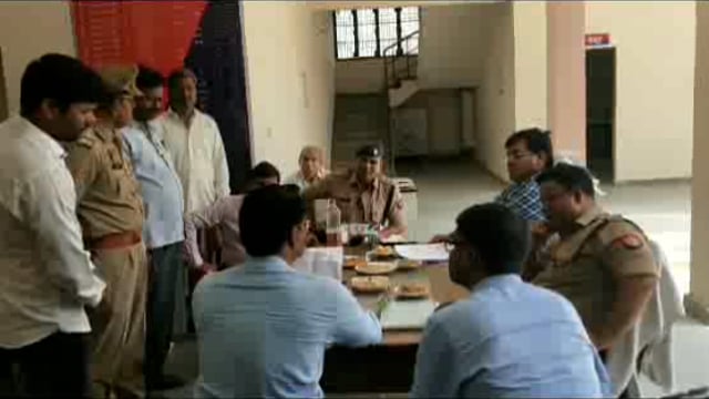 इटवा तसील में तैनात लेखपाल पर व्यक्ति ने निवास प्रमाण पत्र के रिपोर्ट लगाने में गड़बड़ी का लगाया आरोप SP से की शिकायत