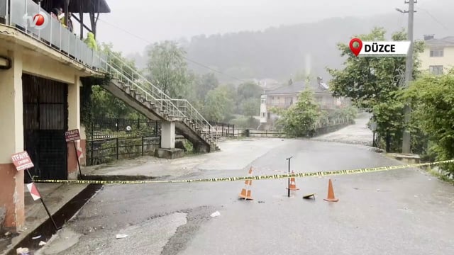 Aksu Köprüsü Çökme Riskine Karşı Trafiğe Kapatıldı