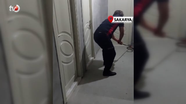 3 Buçuk Metrelik Yılan Böyle Yakalandı