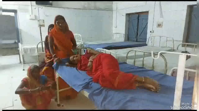 सिरदला के कसियाडीह गांव में हुई मारपीट की घटना में एक महिला हुई जख्मी सिरदला पीएसी में किया गया इलाज