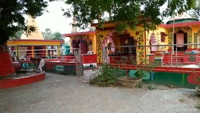 सावन मास की पहली सोमवारी पर श्रद्धालुओं ने की भोलेनाथ की पूजा अर्चना