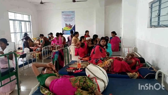 सूरजगढ़ा-स्था0 सामु0 स्वा0 केंद्र सूरजगढ़ा में आज परिवार नियोजन कार्यक्रम को लेकर 18 महिलाओं का बंध्याकरण ऑपरेशन होना है