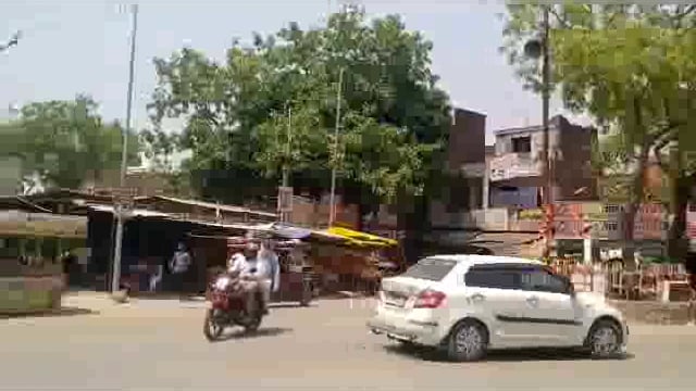 बिलरियागंज क्षेत्र में जमकर हो रही विद्युत कटौती से जनता परेशान, विद्युत विभाग के जिम्मेदार नहीं ले रहे संज्ञान