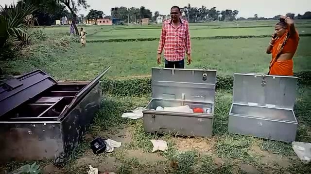 रतनपुर गांव में चोरों ने 3 घरों में की सेंधमारी, लाखों रुपए की  कीमती गहने व अन्य सामान की चोरी कर हुआ फरार