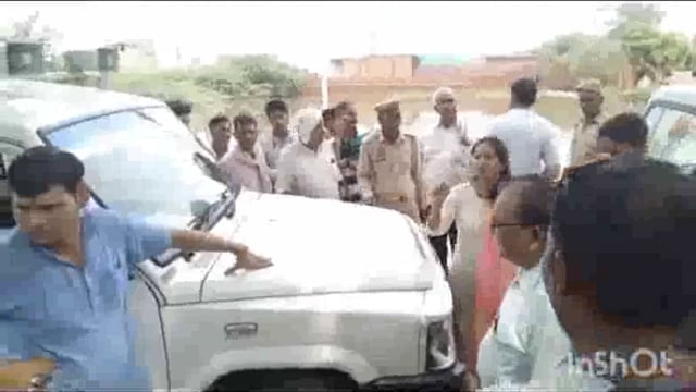 सौंख में फर्जी डॉक्टर बता दुकाने की सील किशान की शिकायत पर पहुंची टीम ने नहीं खोली सील शिकायतकर्ता को उल्टा हडकाया