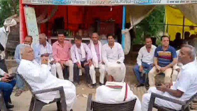 इटवा विधायक माता प्रसाद पांडे ने विधानसभा क्षेत्र के विभिन्न स्थानों का किया दौरा सुनी समस्या