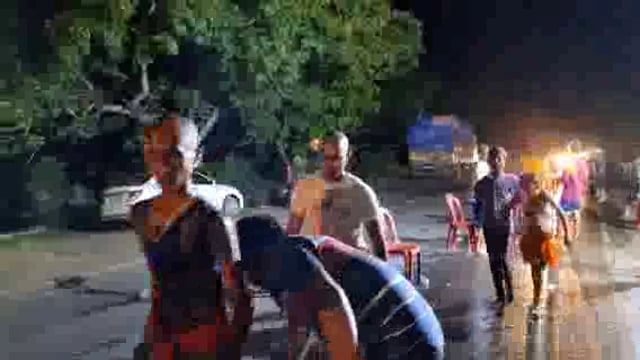 बाबाधाम को डाक बाम का जत्था रवाना सावन मास की दूसरी सोमवारी को बाबा बासुकीनाथ पर जलार्पण करने के लिए भागलपुर-बासुकीनाथ म