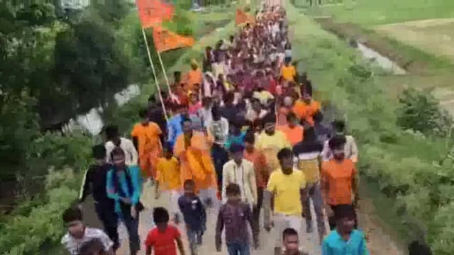 बिस्कोहर में बिस्कोहर से परसोहन घाट तक निकाली गई कावड़ यात्रा भाजपा जिला मंत्री अजय गुप्ता हुए शामिल