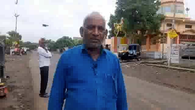 शेतकऱ्यांनी 1 रुपयांमध्ये पीक विमा भरून घ्यावा,शेतकरी बाबुराव बिरादार यांचे आवाहन