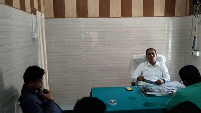 दर्जनों ग्राम प्रधानों कि शिकायत के बाद DC मनरेगा ने इटवा वीडियो व कर्मचारियों कि की जांच