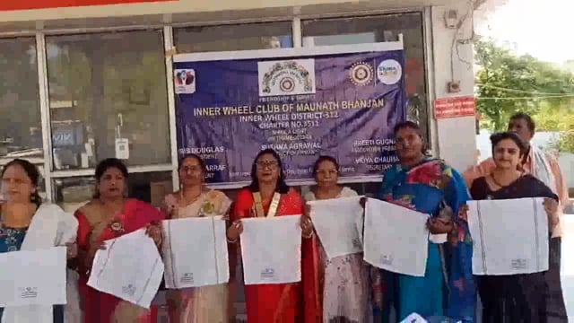 इनरव्हील क्लब ने कागज के थैले व नैपकिन के कपड़े को लेकर लोगों को किया जागरूक