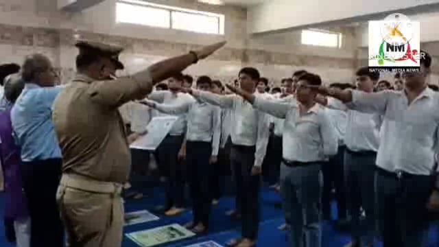 परमेश्वरी देवी धानुका सरस्वती विद्या मंदिर में विधार्थियों को सड़क सुरक्षा के तहत किया गया जागरूक।