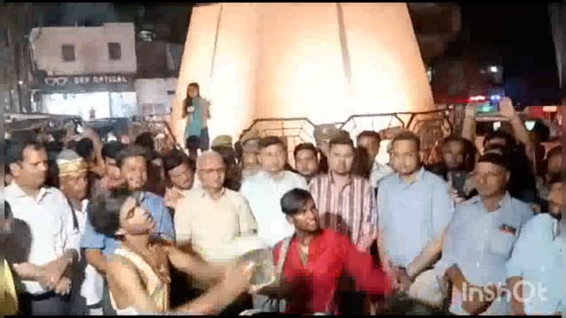 भूतेश्वर त्रिराए पर भगवान शिव के प्रतीक चिन्हों का हुआ भव्य प्रदर्शन पहुंचे जिला अधिकारी व महापौर