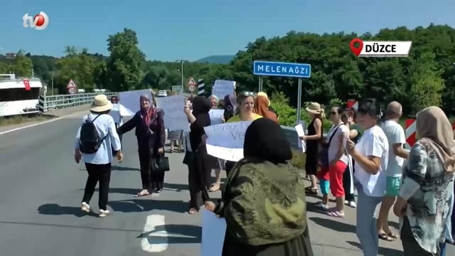 Kadınlar Su ve Yol İçin Yolu Kapatıp Eylem Yaptılar