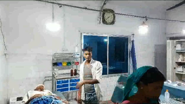 राजौंध गांव के समीप सड़क दुर्घटना में 2 लोग हुए जख्मी प्राथमिक उपचार के बाद  किया गया रेफर