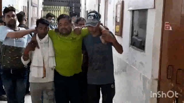 ठेला संचालक के साथ गोवर्धन थाने में तैनात दरोगा ने की मारपीट, युवक के आयी गंभीर चोट, उपचार के लिये मथुरा किया रेफर।