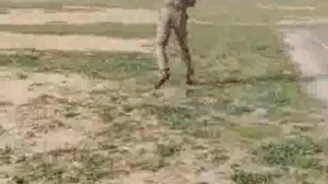 बलवाईयों से निपटने के लिए किया गया अभ्यास,अपर पुलिस अधिक्षक पश्चिमी/ पूर्वी ने फेंके आंशू गैस के गोले, दागी एंटी  टियर गन