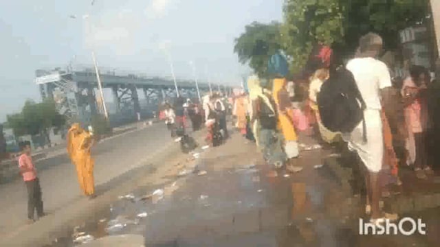 मथुरा गोकुल बैराज ब्रज चौरासी कोस परिक्रमा के दौरान जगा जगा टेंट लगाए गए गंदगी देखने को मिली