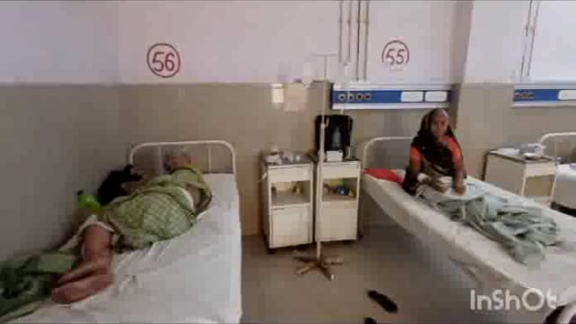 नगला रामताल महिला आश्रय सदन कृष्णा कुटीर में डिहाइड्रेशन के चलते करीब दो दर्जन माताओं को शो सैया में भर्ती कराया