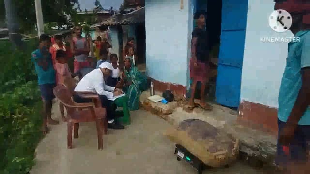 कालाबाजारी का सरकारी अनाज जप्त करते समय एन एम न्यूज के रिपोर्टर से देखिये प्रखंड आपूर्ति पदाधिकारी फुल्लीडुम ने क्या कहा