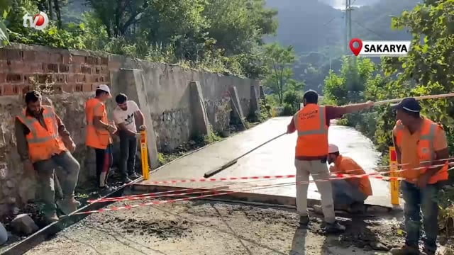 Bu Güzelliği Görebilmek İçin Kilometrelerce Yol Yürüyorlar