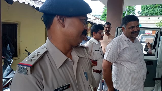 सूरजगढ़ा-आदर्श थाना सूरजगढ़ा में नए थानाध्यक्ष के रूप में अरविंद कुमार  ने अपना पदभार ग्रहण किए