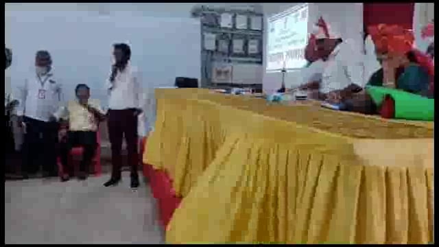 तहसील कार्यालयात उपजिल्हाधिकारी सुशांत शिंदे यांनी साधला शेतकऱ्यांशी जनसंवाद