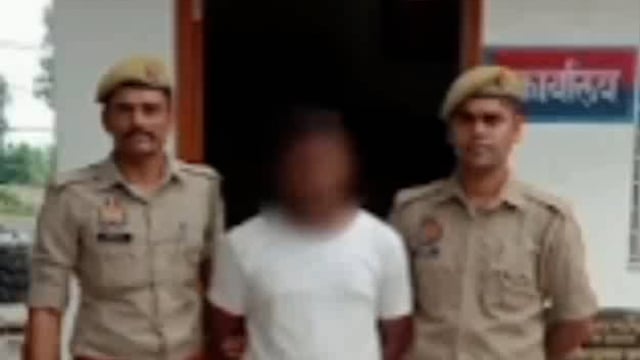 करनैलगंज पुलिस ने शादी का झांसा देकर विधवा महिला के साथ दुष्कर्म करने के आरोपी पुत्तीलाल उर्फ गुफरान को किया गिरफ्तार 
