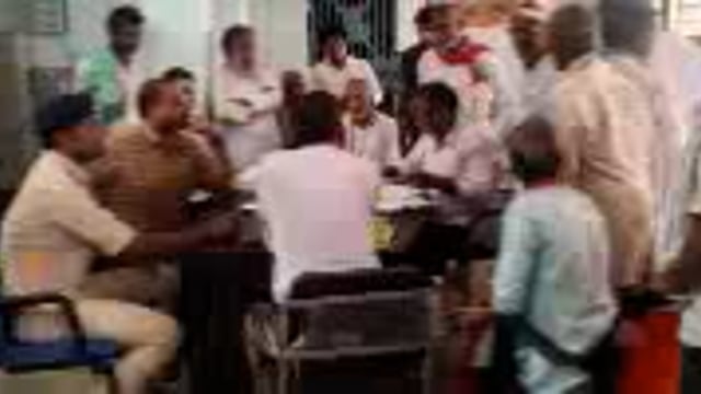 भूमि विवाद से संबंधित लगा जनता दरबार कुल 4 मामले चांदन अंचलाधिकारी प्रशांत शांडिल्य ने किया निष्पादित