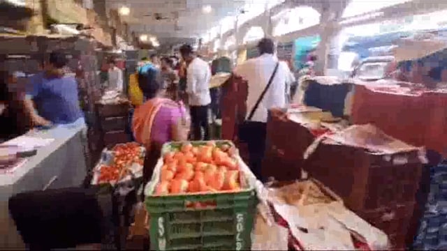 बेतहाशा महंगाई ने लोगों के घरों का बिगाड़ा बजट, शासन प्रशासन बना मूकदर्शक