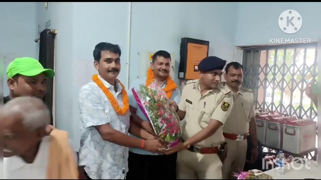 आदर्श थाना सूर्यगढ़ा में थानाध्यक्ष की विदाई एवं नए थानाध्यक्ष का सम्मान समारोह का आयोजन किया गया है