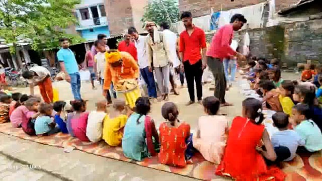भाजपा जिला मंत्री अजय गुप्ता की अगुवाई में बिस्कोहर स्थित काली माता मंदिर पर भंडारे का हुआ आयोजन