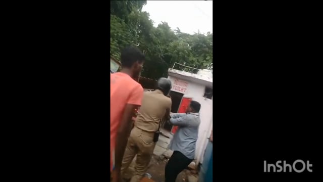 गुरु नानक चौकी के बगल मामूली विवाद को लेकर दुकानदार और ग्राहक के बीच हुआ झगड़ा मौके पर पहुंची पुलिस