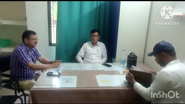 सूरजगढ़ा-सिविल सर्जन सूरजगढ़ा पहुंचे जहां डॉक्टरों से संबंधित शिकायतें मिली थी जिसकी की गई जांच।