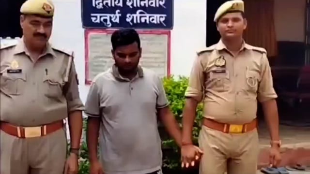 बिलरियागंज थाना की पुलिस टीम ने गोवध निवारण अधिनियम में वांछित आरोपी को गिरफ्तार कर भेजा जेल