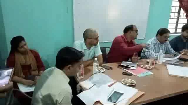 अमरपुर प्रखंड मुख्यालय में राज्य स्तरीय टीम के द्वारा प्रखंड में हो रहे धान रोपनी कार्य का लिया जायजा