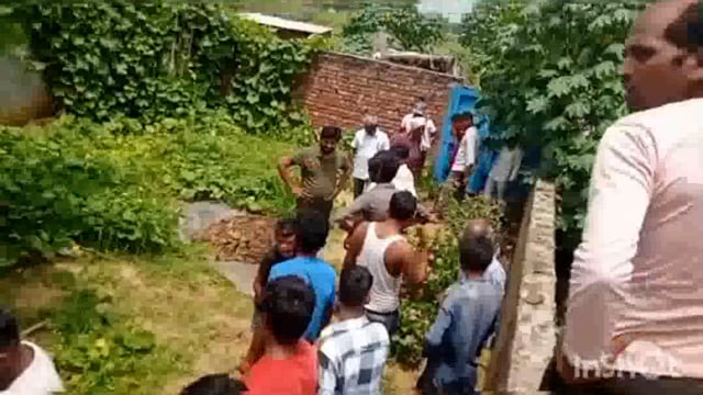 अलीगढ़ के खैर थाना क्षेत्र में किशोरी के हत्यारोपियों को पुलिस ने जेल भेजा