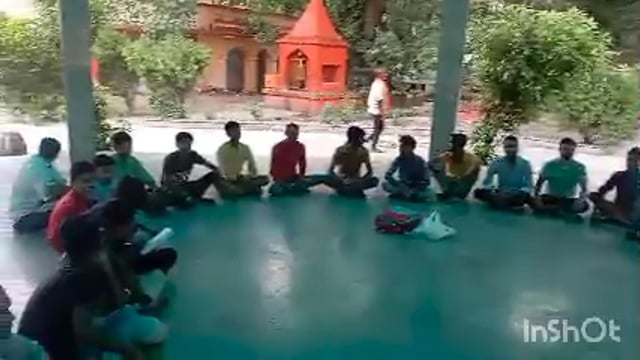 विश्व हिंदू परिषद बजरंग दल की एक विशेष बैठक जयप्रभा ग्राम स्थित भक्ति धाम मंदिर में आयोजित हुई