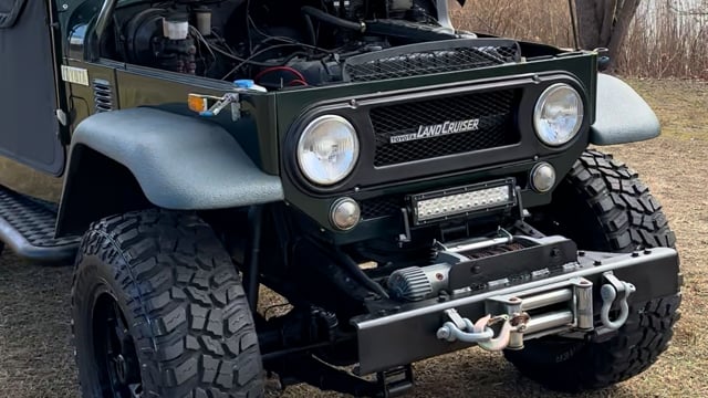 1977 Toyota Land Cruiser FJ40 Pickup Conversion