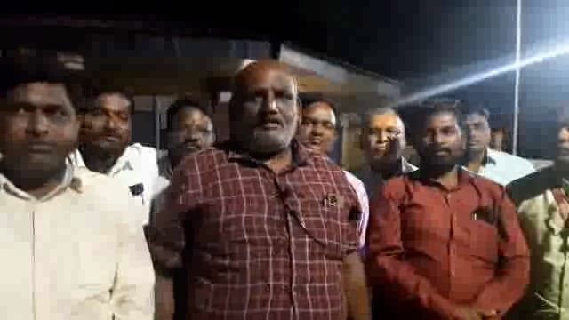 जळगाव जिल्ह्यात पत्रकारांवर झालेल्या हल्ल्याचा उदगीर तालुका पत्रकार संघाने केला जाहीर निषेध