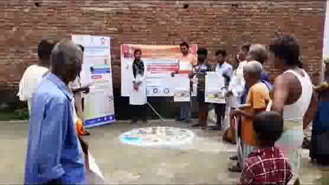 लखनऊ से आई टीम ने बभनी में स्वच्छता एवं पेयजल के बारे में कार्यक्रम के माध्यम से किया जागरूक