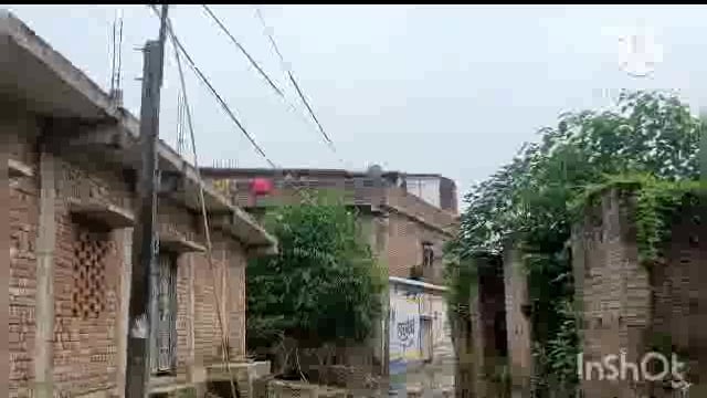 सूर्यगढ़ा नगर परिषद क्षेत्र के वार्ड संख्या एक में 11000 वोल्टेज का तार गिरने से लोगों में मचीअफरा तफरी।