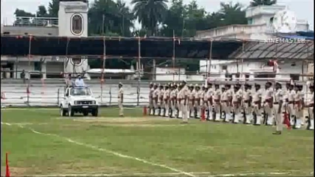 स्वतंत्रता दिवस की तैयारी अंतिम चरण में; डीएम व एसपी ने पूर्वाभ्यास का किया निरीक्षण