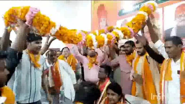 अखिल भारत हिंदू महासभा की राष्ट्रीय अध्यक्ष सुभाष चंद्र बोस की पडपोती पहुंची कान्हा की नगरी गौ तस्करी पर किया चिंतन