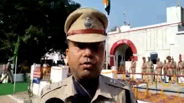 एसएसपी शैलेश कुमार पाण्डेय ने राष्ट्रीय पर्व स्वतंत्रता दिवस पर समस्त जनपद वासियों को दी शुभकामनाएं।